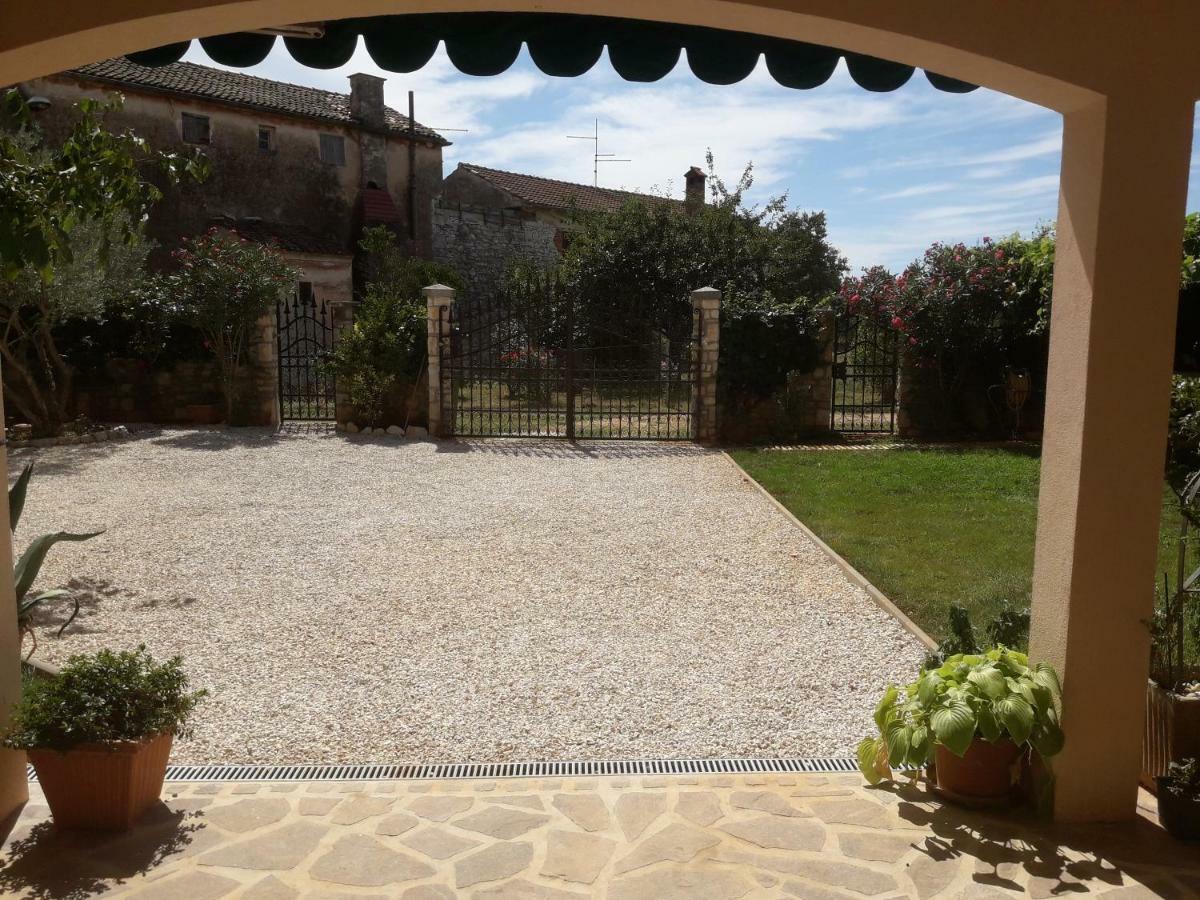 Villa Kortina Bašanija エクステリア 写真